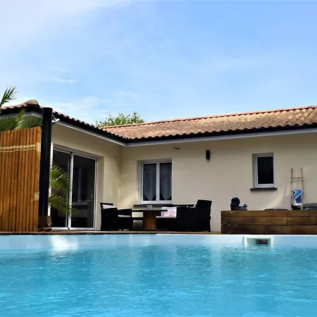 De Charme Avec Piscine Privee Et Clim 8 Pers Pres Du De * Parentis-en-Born