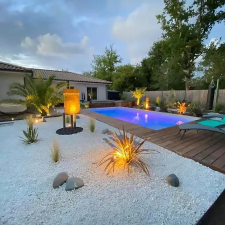 Villa De Charme 4 Etoiles Avec Piscine Privee Et Clim 8 Pers Pres Du Lac De Parentis Villa Parentis-en-Born