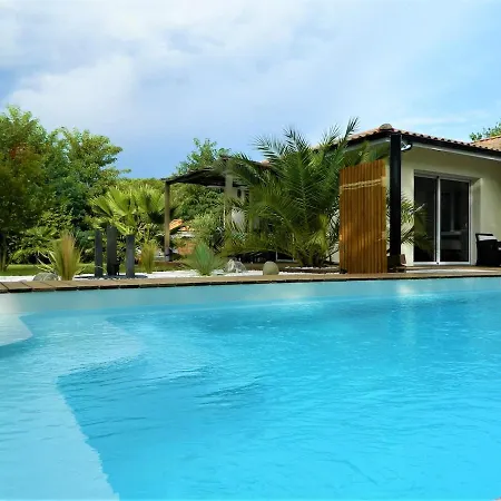 Villa Villa De Charme 4 Etoiles Avec Piscine Privee Et Clim 8 Pers Pres Du Lac De Parentis Parentis-en-Born