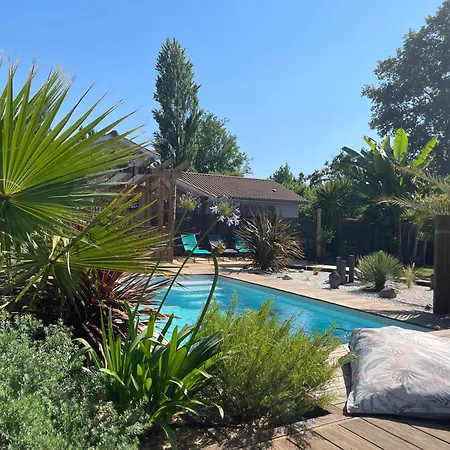 Villa De Charme 4 Etoiles Avec Piscine Privee Et Clim 8 Pers Pres Du Lac De Parentis